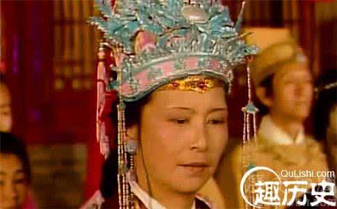 宝玉干的母亲王夫人 王夫人和薛姨妈：揭秘亲姐妹间的利益关系