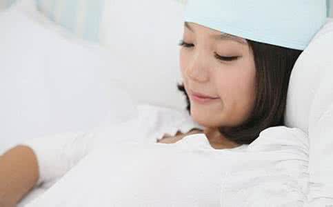 坐月子能刷牙洗头吗 月子牙刷注意事项