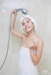 艾叶洗澡的禁忌 女生洗澡有哪些禁忌？