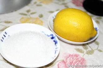 自制草莓酱的方法 自制健康香甜的草莓酱