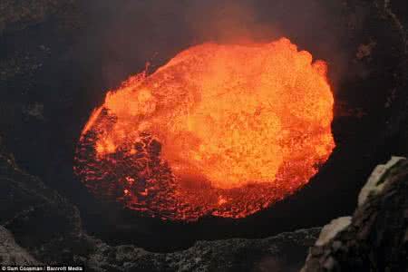 惊天动地火山熔岩要塞 惊天动地火山熔岩要塞 惊天发现！火星第三大火山曾为宜居地