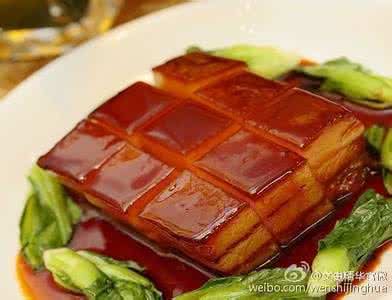 东坡肉的做法 东坡肉正宗做法,油而不腻色、香味俱全,过年做给家人啊!