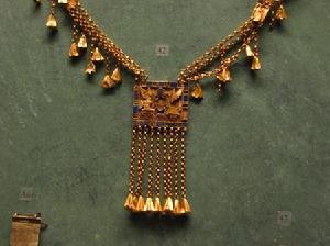 钩针裙子腰带花样图解 钩针艺术----腰带胸饰耳饰收藏