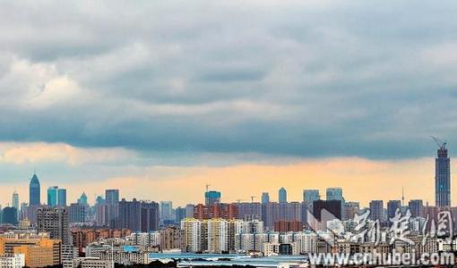 北京雾霾消散 北风吹蓝北京天雾霾散何处？