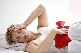 体寒手脚增生用艾灸 体寒?手脚冰冷?每天热一个穴位就能暖全身、防疾病!